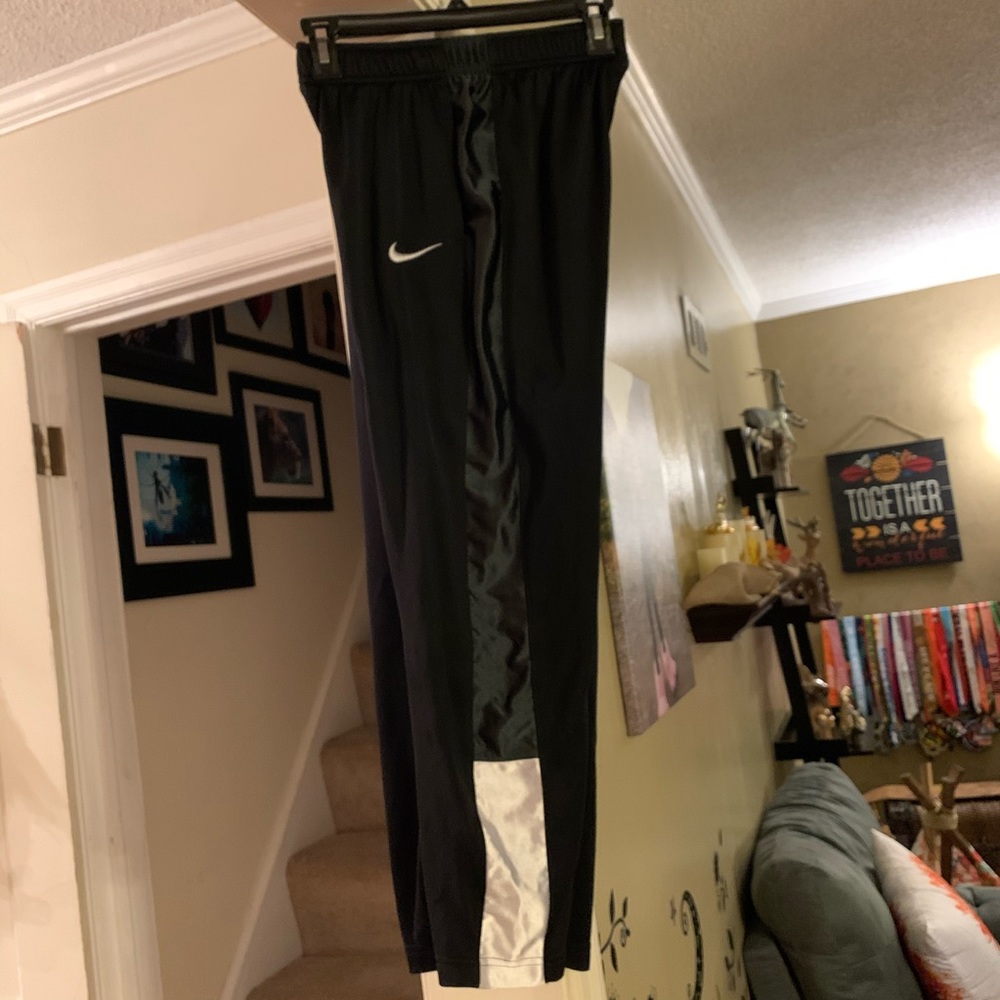 Boys Nike pants size large